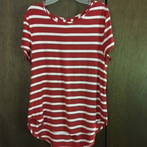 Red and white striped t-shirt, size M